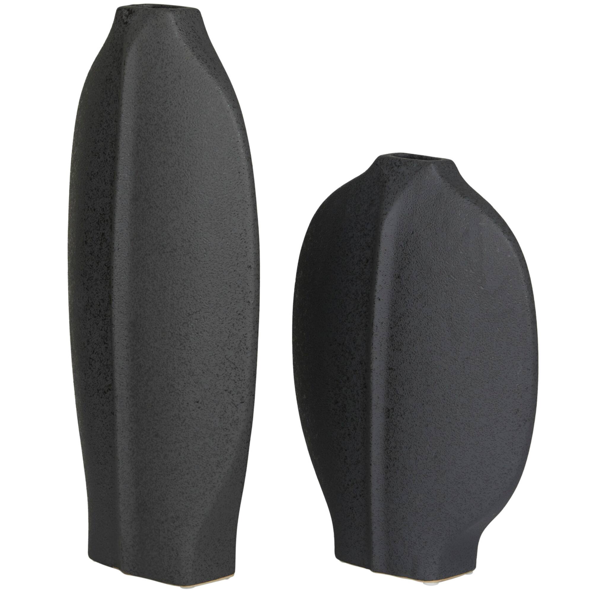 CosmoLiving by Cosmopolitan Ceramic Textured Vase Set of 2 18